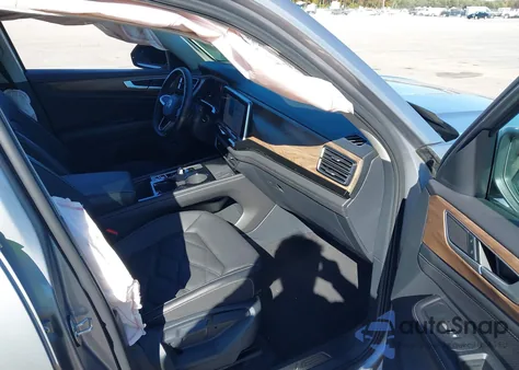 2025 Volkswagen Atlas 2.0T Se W/Technology z USA, uszkodzony, nr VIN 1V2HR2CA0SC508767